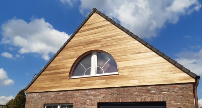 Gevelbekleding, oversteken & daktimmer